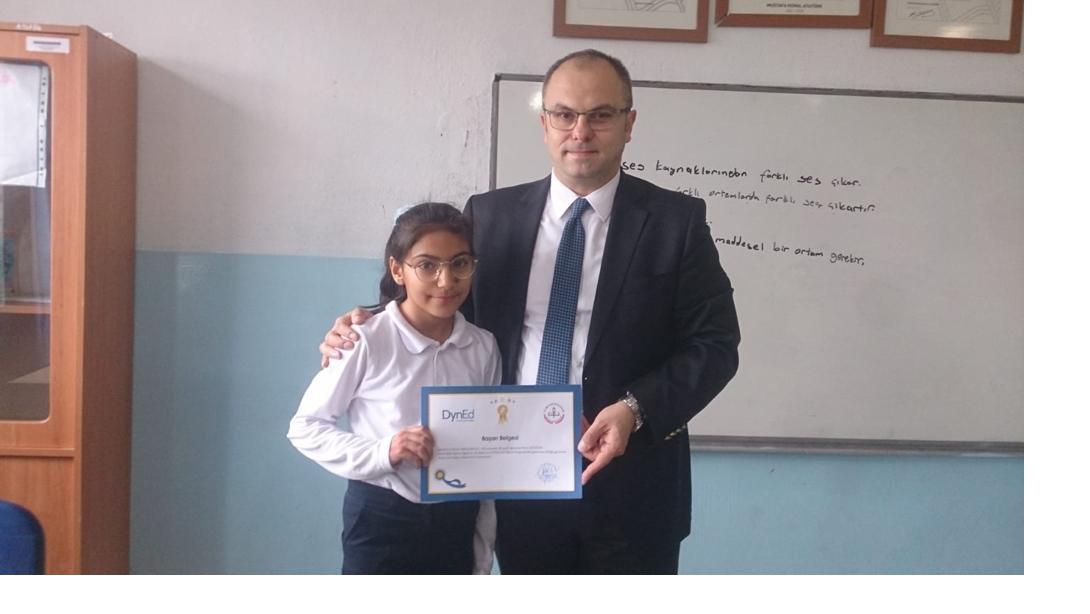 Gaziemir Kaymakamı Dr. Ahmet Süheyl ÜÇER ve İlçe Milli Eğitim müdürümüz Aydın USMAN Remzi Doğan İlkokulu ve Ortaokulu'nu Ziyaret Etti