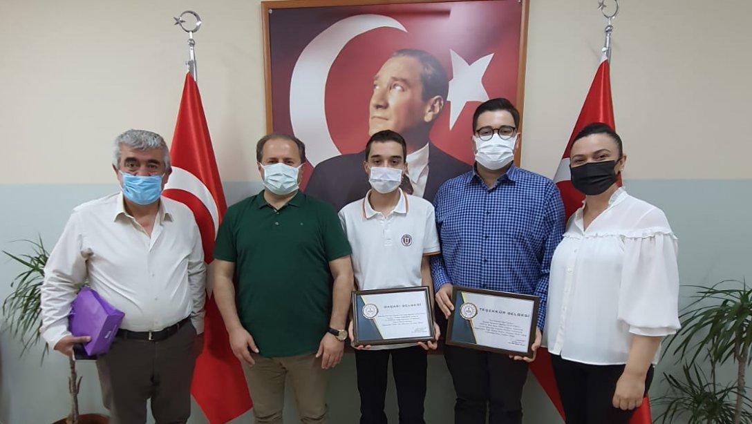 TÜBİTAK Liseler Arası Proje Yarışmasında Türkiye İkincimiz Var